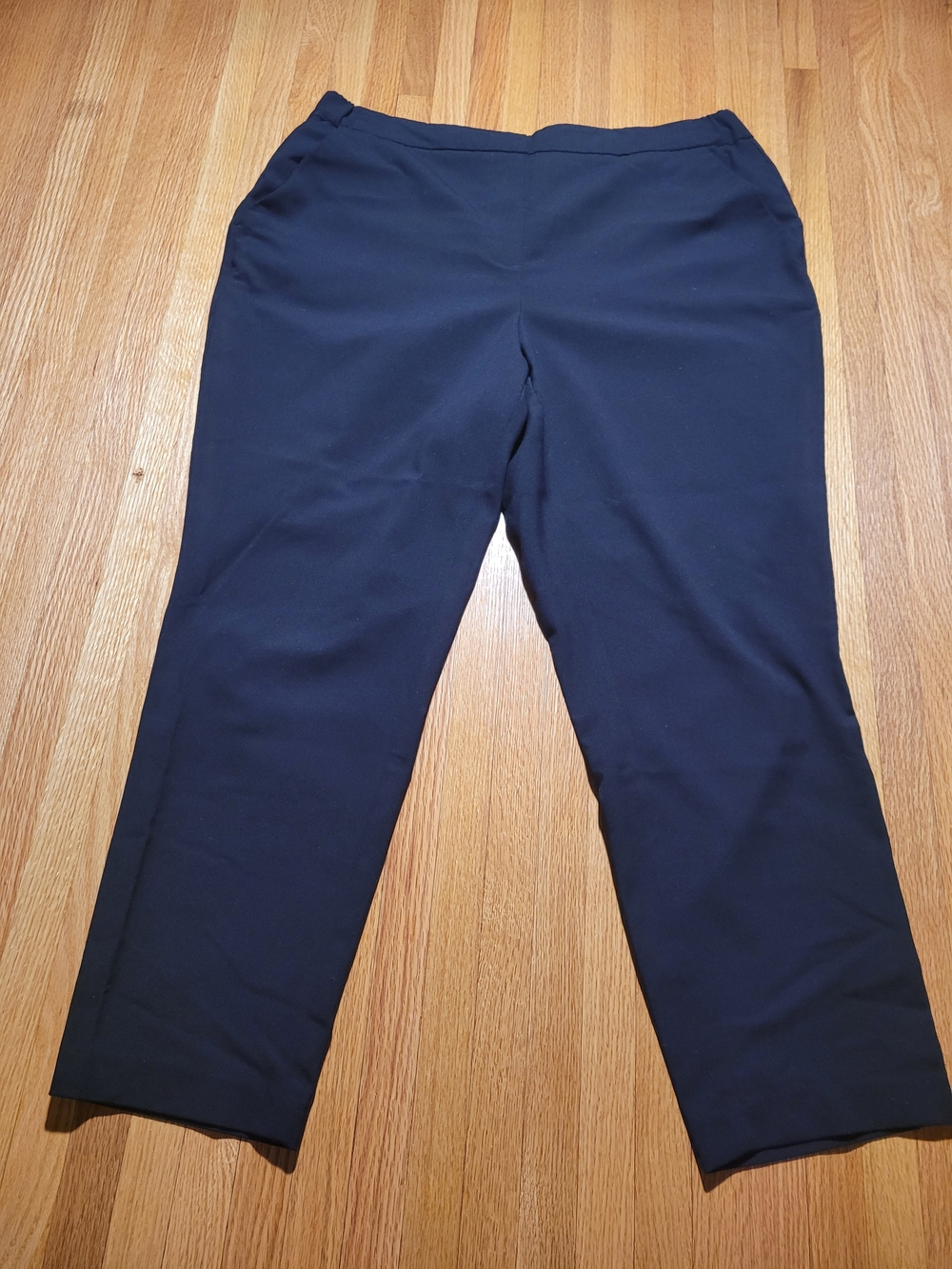 Nine West Navy Cropped Straight-Leg Pants